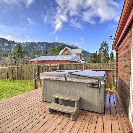 Lakefront Cabin With Stunning Mountain Views And Dock! Mineral Exterior photo