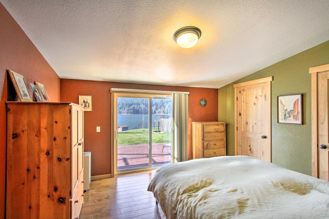 Lakefront Cabin With Stunning Mountain Views And Dock! Mineral Exterior photo